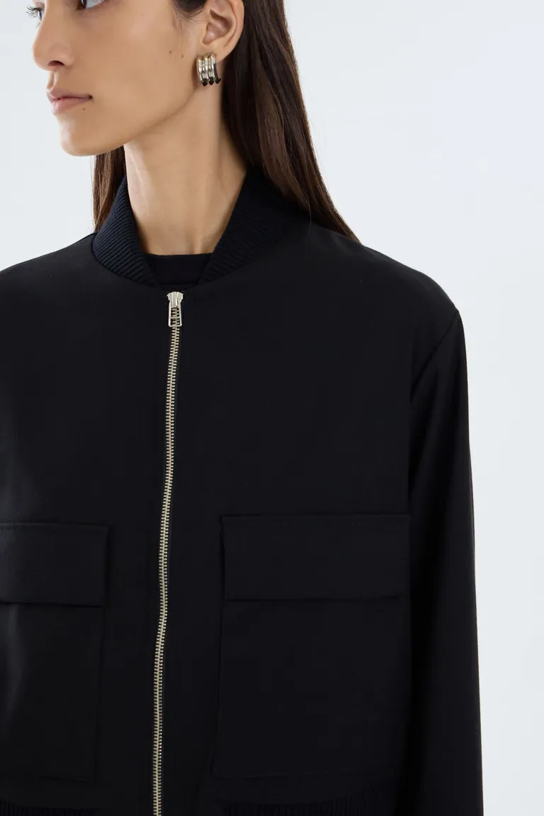 Chaqueta estilo bomber con cierre frontal y bolsillos laterales de corte clásico de Portsaid en Chaquetas para argentina