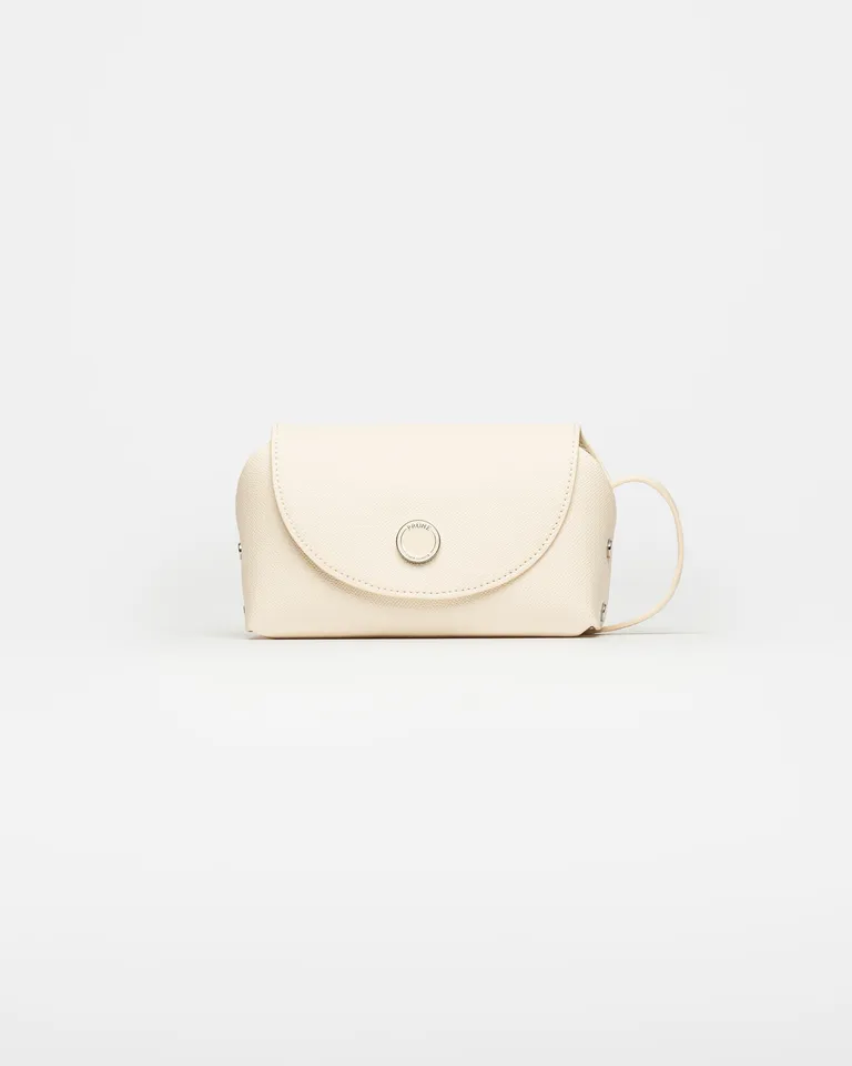 Bandolera de efecto cuero con cierre y compartimentos interiores de Prüne en Bolsos y Carteras para argentina