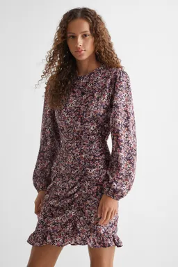 Vestido estampado con volantes de Mango Teen en Vestidos para argentina