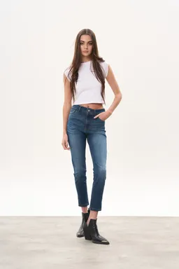 Jean denim chupín spencer de Magda en Pantalones para argentina