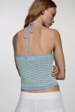 Top halter textura de Mango en Tops para argentina