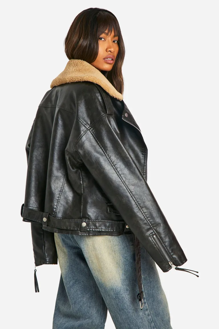 Campera cuero sintético cuello borg de Boohoo en Chaquetas para argentina