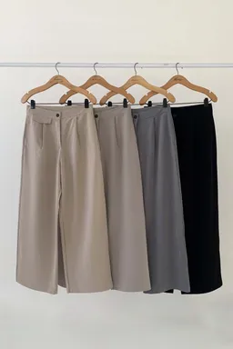 Pantalón sastrero bolsillos de Kandente en Pantalones para argentina