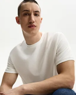 Remera manga corta texturada de Bershka en Remeras y Polos para argentina