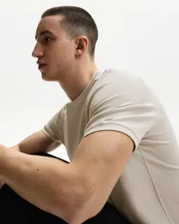 Remera manga corta texturada de Bershka en Remeras y Polos para argentina