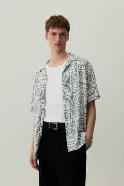 Camisa estilo resort estampada de Lefties en Camisas para argentina