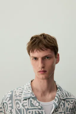 Camisa estilo resort estampada de Lefties en Camisas para argentina