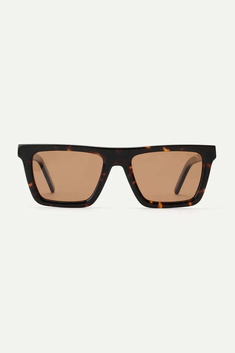 Gafas de sol negras con lentes polarizadas y filtro UV100% para mujer de Ay Not Dead en Anteojos para argentina