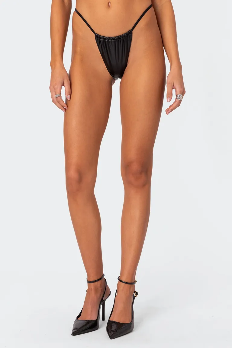 Bombacha bikini bruna de Edikted en Swimwear y Beachwear para argentina