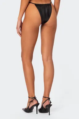 Bombacha bikini bruna de Edikted en Swimwear y Beachwear para argentina