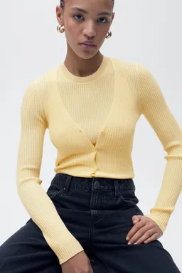 Cárdigan punto canalé de Mango en Buzos y Sweaters para argentina