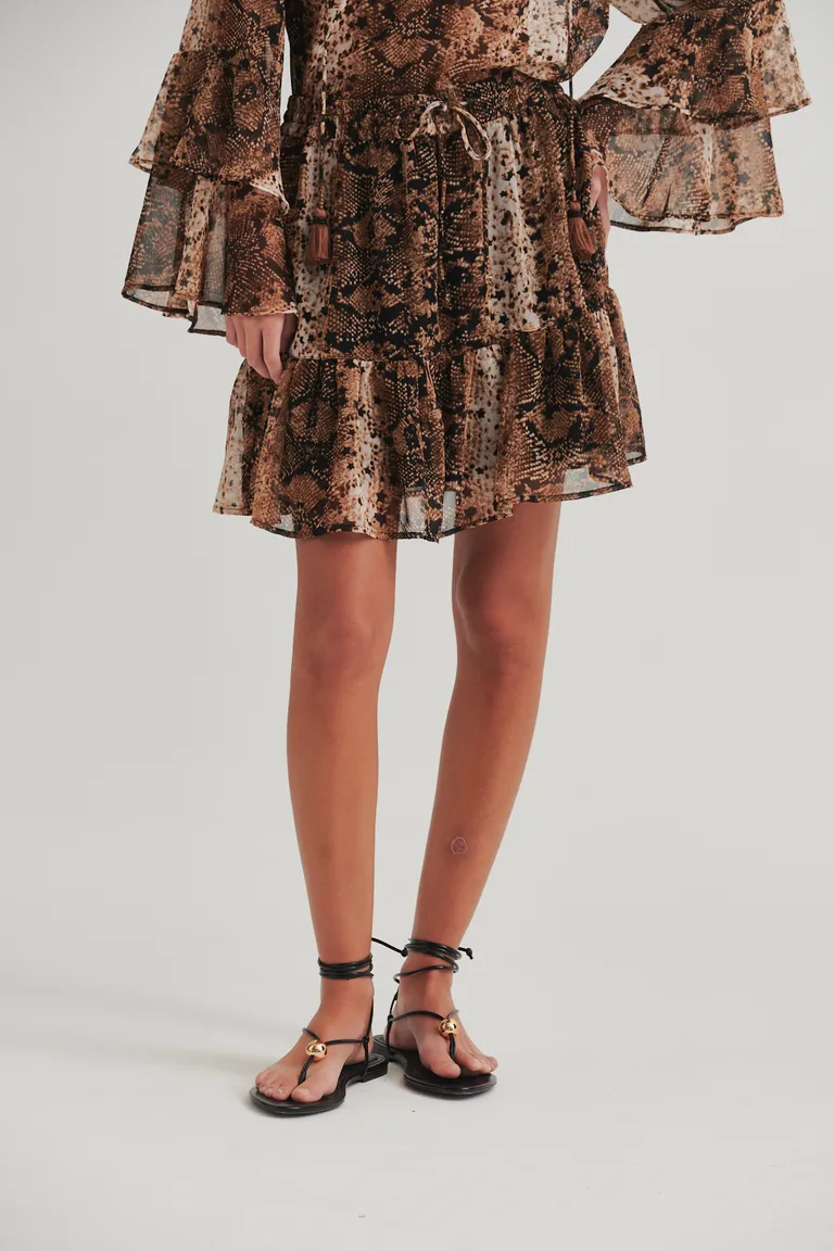 Falda estampado snake con volados para un look fresco y chic de Sweet en Faldas para argentina