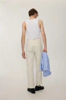 Pantalón chino relaxed de Lefties en Pantalones para argentina
