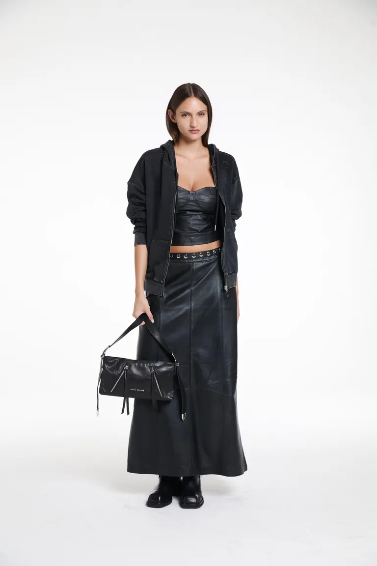 Falda larga tiro alto con cinturón con hebilla metálica ajustable y tajo lateral de Justaosadia en Faldas para argentina