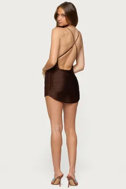 Mini vestido flecos espalda descubierta de Edikted en Vestidos para argentina