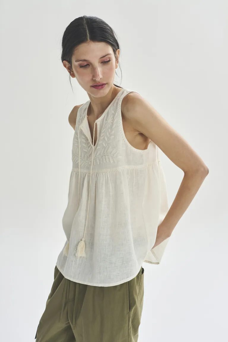 Blusa de estilo minimalista y versátil para mujer de Akiabara en Blusas para argentina