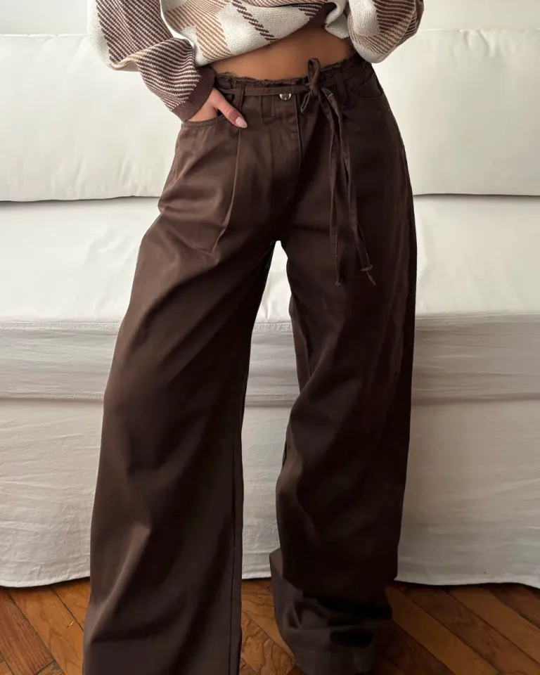 Pantalón ancho con cintura elástica y detalle desflecado en la parte superior de Sky en Pantalones para argentina