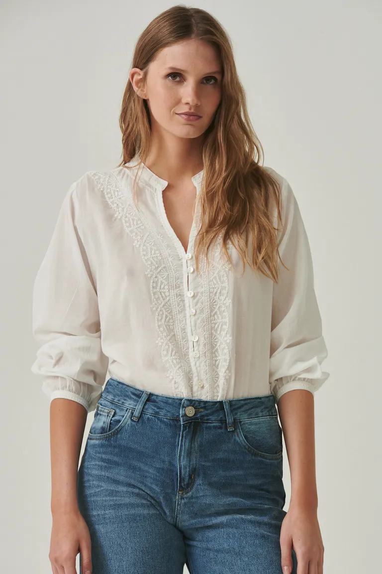 Camisa blanca de algodón con bordados geométricos y mangas largas para mujer de Sweet en Camisas para argentina