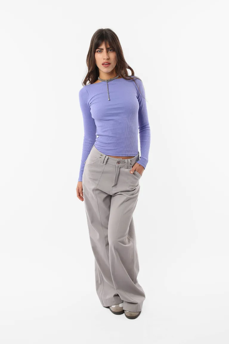 Top de manga larga en tono violeta con cuello bote de Top White en Tops para argentina