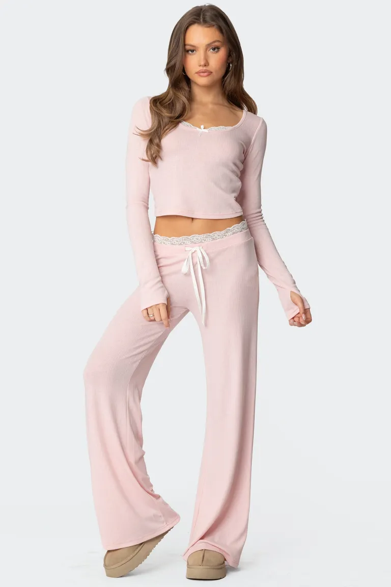 Pantalones encaje peekaboo de Edikted en Pantalones para argentina