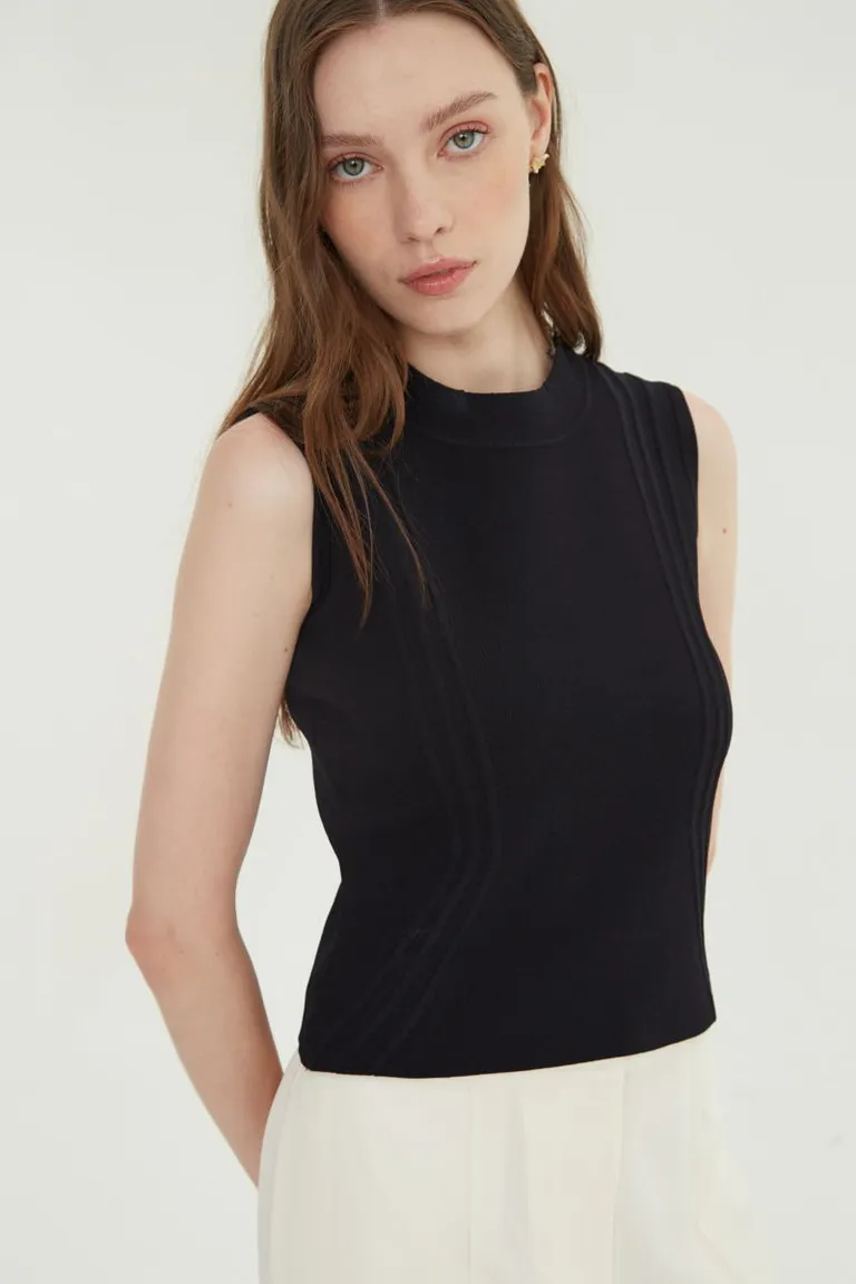 Top tejido sin mangas con cuello redondo y diseño acanalado de Las Pepas en Tops para argentina