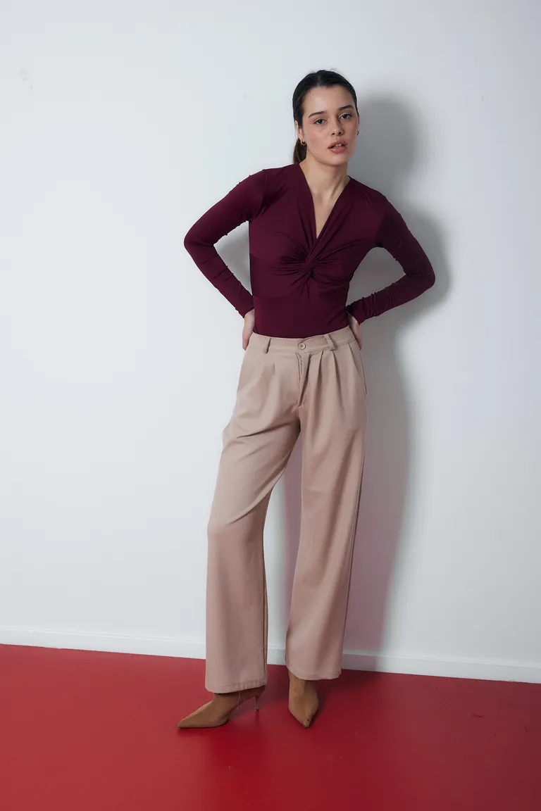 Pantalón pinzado tiro alto de Audaz en Pantalones para argentina