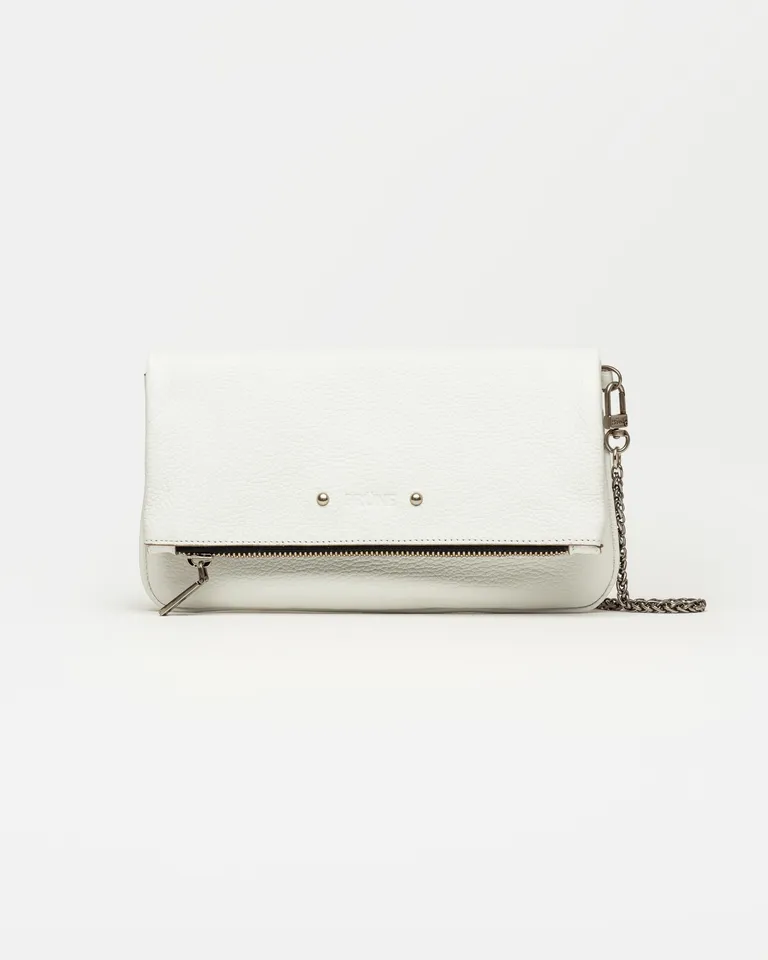 Bolso de mano de cuero blanco, diseño minimalista y elegante ideal para cualquier ocasión de Prüne en Bolsos y Carteras para argentina