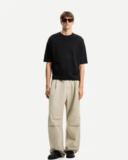Pantalón parachute super baggy de Bershka en Pantalones para argentina