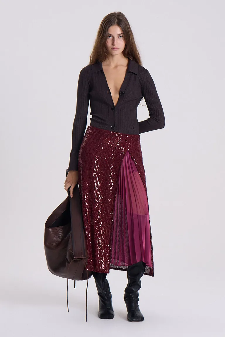 Falda midi con paillettes y panel plisado lateral para eventos especiales de Maria Cher en Faldas para argentina