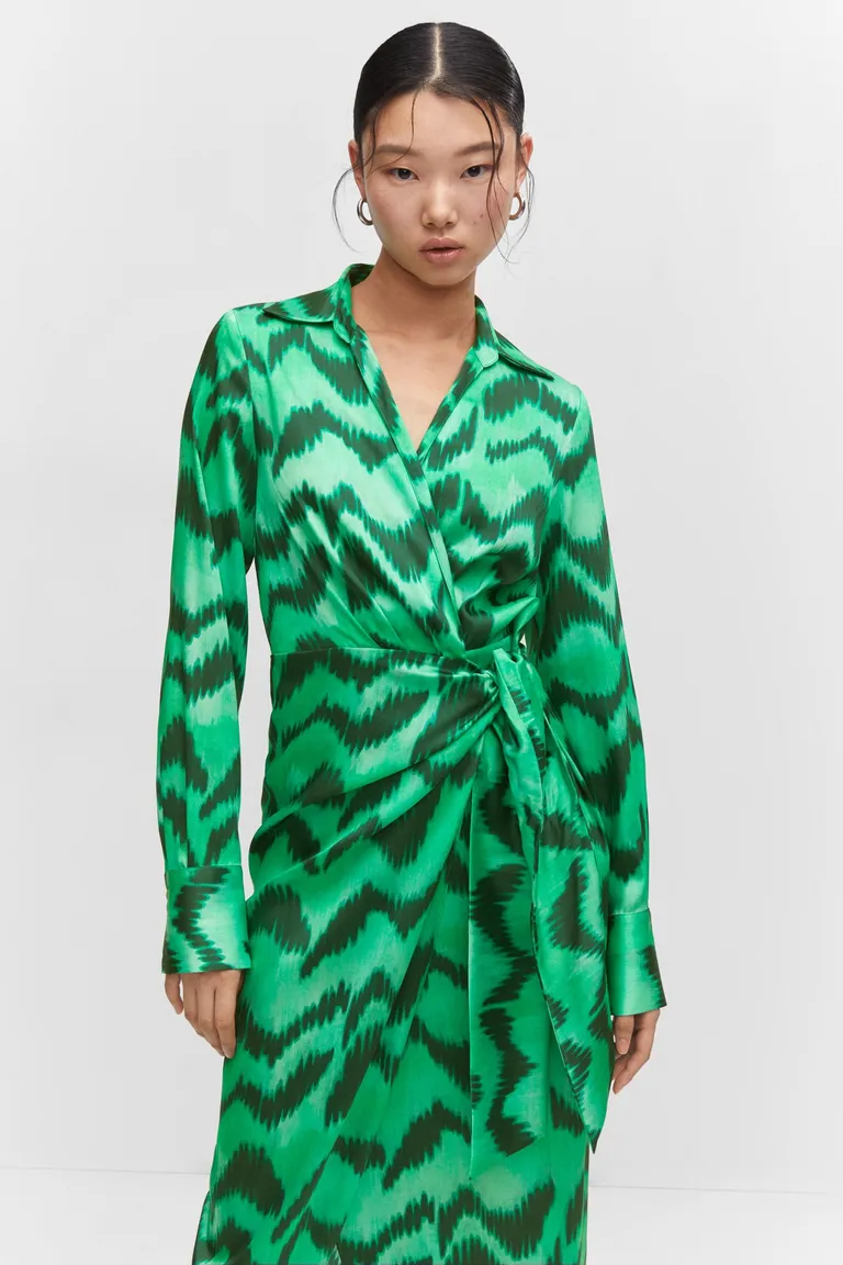 Vestido camisero satinado estampado de Mango en Vestidos para argentina