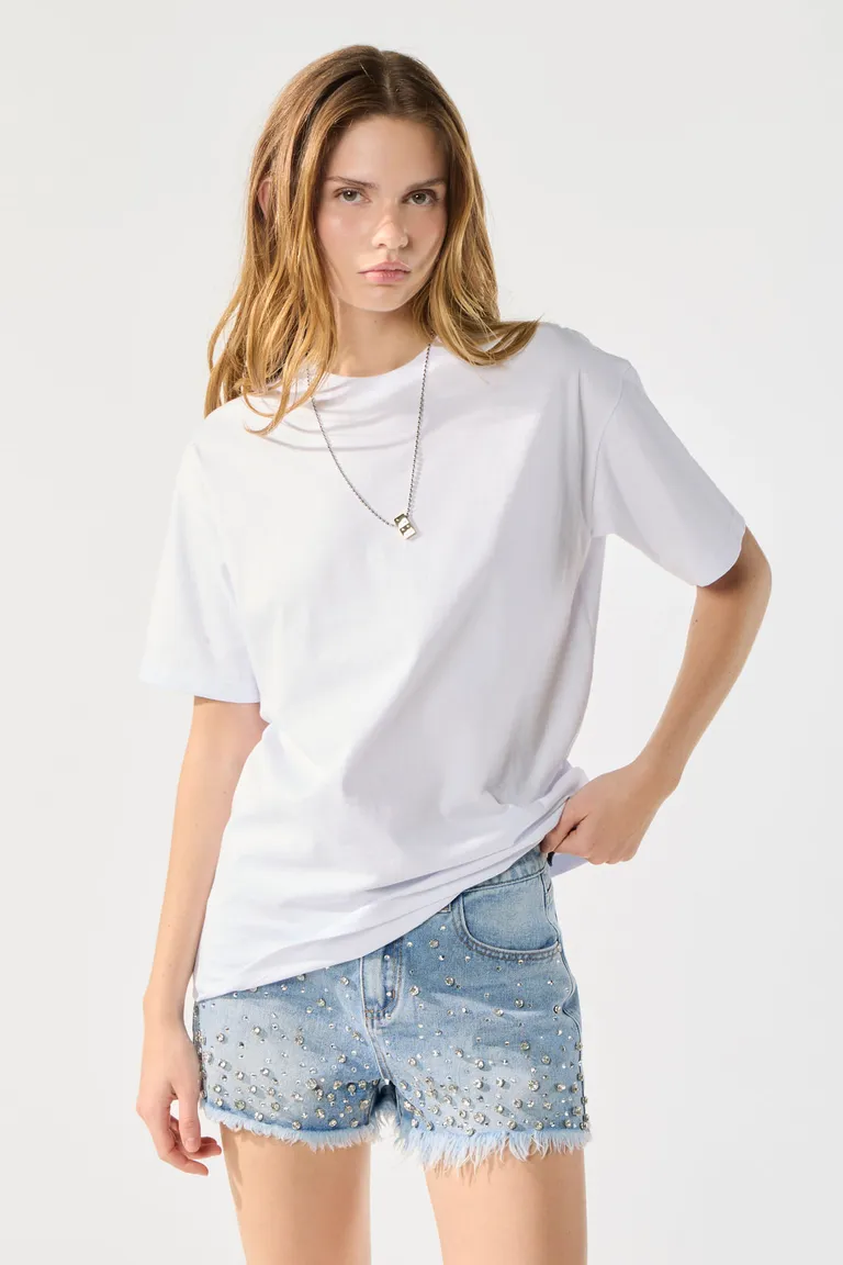 Remera lisa de algodón con cuello en rib y hombros caídos de Cuesta Blanca en Remeras para argentina