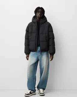 Campera inflable con capucha de Bershka en Abrigos y Camperas para argentina
