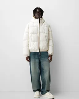 Campera inflable con capucha de Bershka en Abrigos y Camperas para argentina