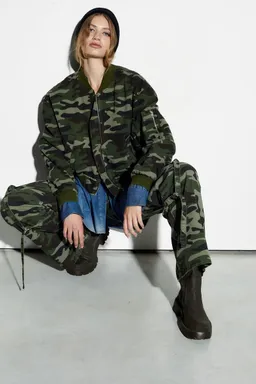 Pantalón Cargo Ancho de Kremia en Pantalones para argentina