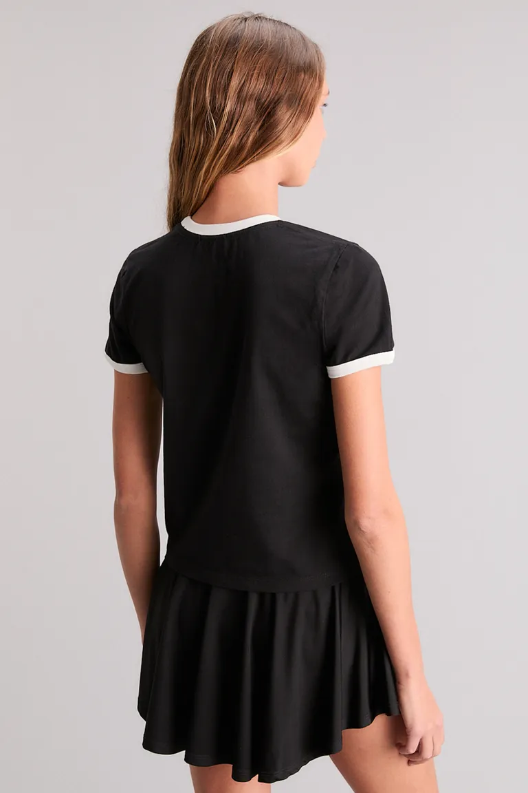 Remera de Mujer con Bordado Exclusivo de Corte Slim de Kosiuko en Remeras para argentina