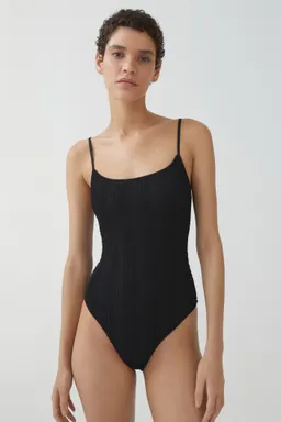 Traje baño texturado de Mango en Swimwear y Beachwear para argentina