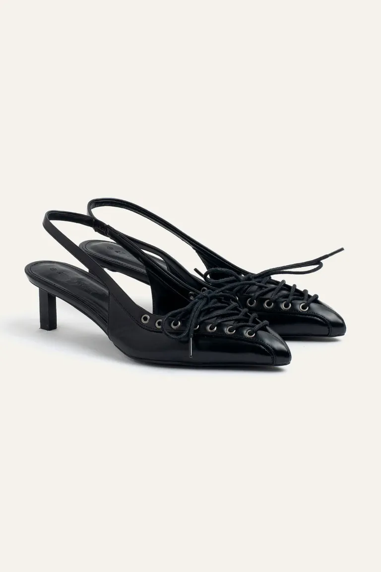 Zapatos de taco bajo con efecto cuero y diseño con costuras visibles de 47 Street en Zapatos con Tacos para argentina