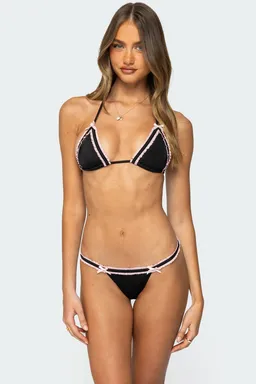 Top bikini triángulo de Edikted en Swimwear y Beachwear para argentina