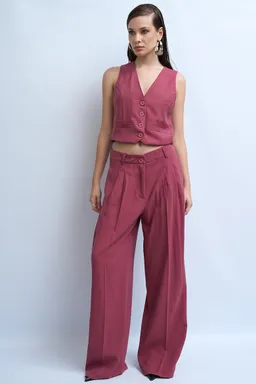 Chaleco tencel tira espalda de Design Plus en Chalecos para argentina