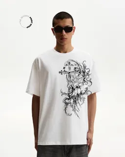 Remera manga corta estampada de Bershka en Remeras y Polos para argentina