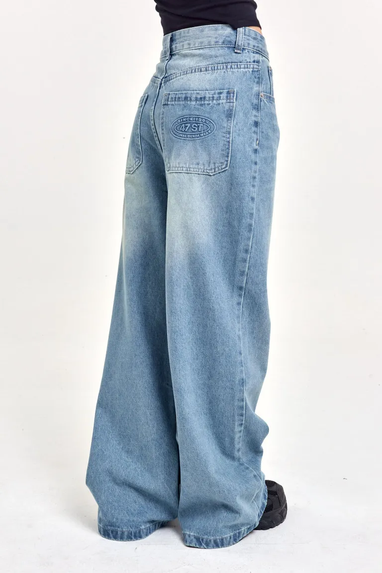 Pantalones de tiro medio con pierna amplia y lavado artesanal de 47 Street en Pantalones para argentina