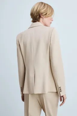 Blazer entallado traje de Mango en Blazers para argentina