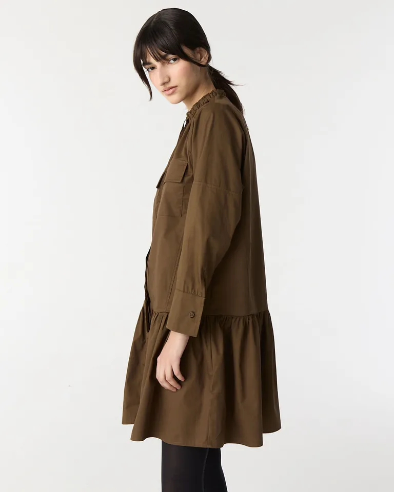 Vestido corto tipo camisero con cuello fruncido y volado en el ruedo de Furzai en Vestidos para argentina