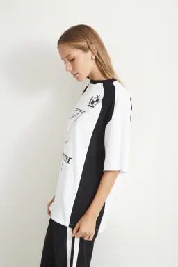 Remera oversize people de Audaz en Remeras para argentina