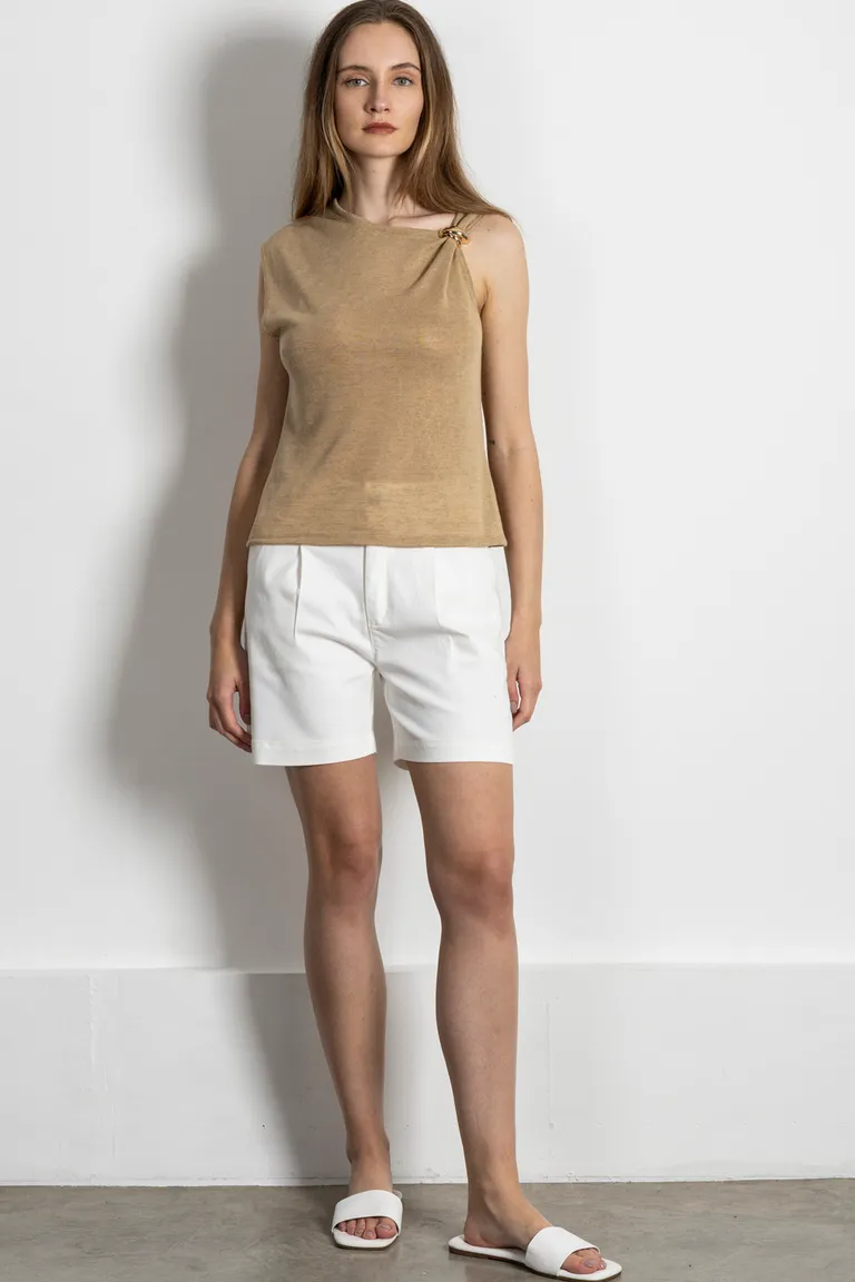 Shorts blancos de gabardina elástica con silueta amplia y pinzas frontales de Kill en Shorts para argentina