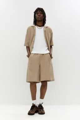Bermuda jogger rústica de Pull&Bear en Bermudas y Shorts para argentina