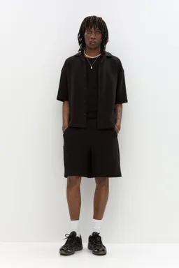 Bermuda jogger rústica de Pull&Bear en Bermudas y Shorts para argentina