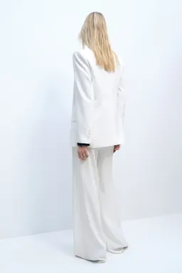 Pantalón traje wideleg pinzas de Mango en Pantalones para argentina