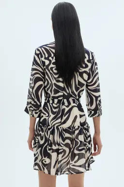 Vestido estampado con volantes de Mango en Vestidos para argentina
