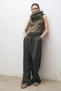 Blusa seda cuello asimétrico de Mango en Blusas para argentina